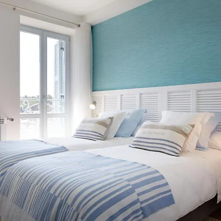 H Suite2b By Smiling Apartament